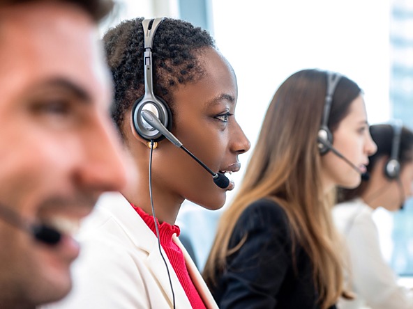 Call centre staff_Crop